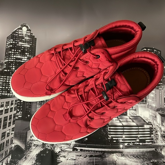 Sun + Stone Mens Puffer Sneakers - Picture 4 of 9